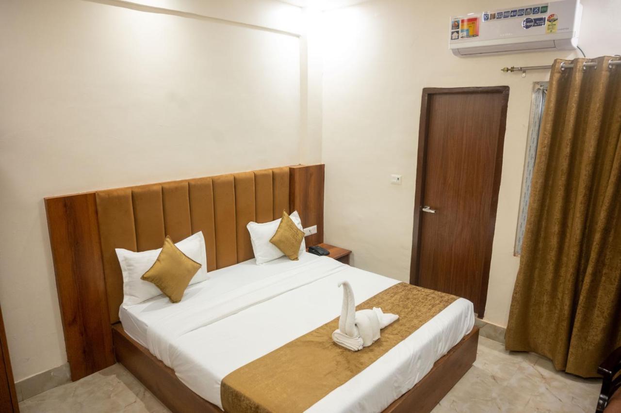 Hotel Kiran Palace Varanasi Exterior foto